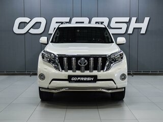 2016 Toyota Land Cruiser Prado 150 Series Рестайлинг 1, белый, 4549000 рублей, вид 3