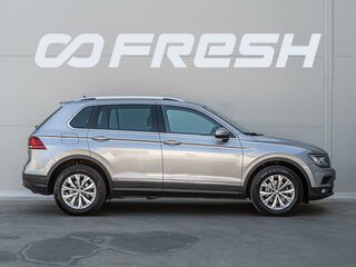 2017 Volkswagen Tiguan II, серебристый, 2000000 рублей, вид 5