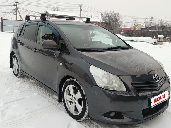 2009 Toyota Verso I, серый, 850000 рублей - вид 2
