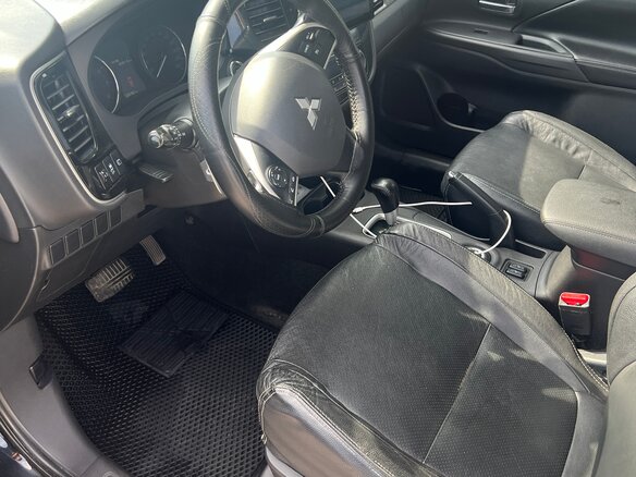 2013 Mitsubishi Outlander III, чёрный - вид 7