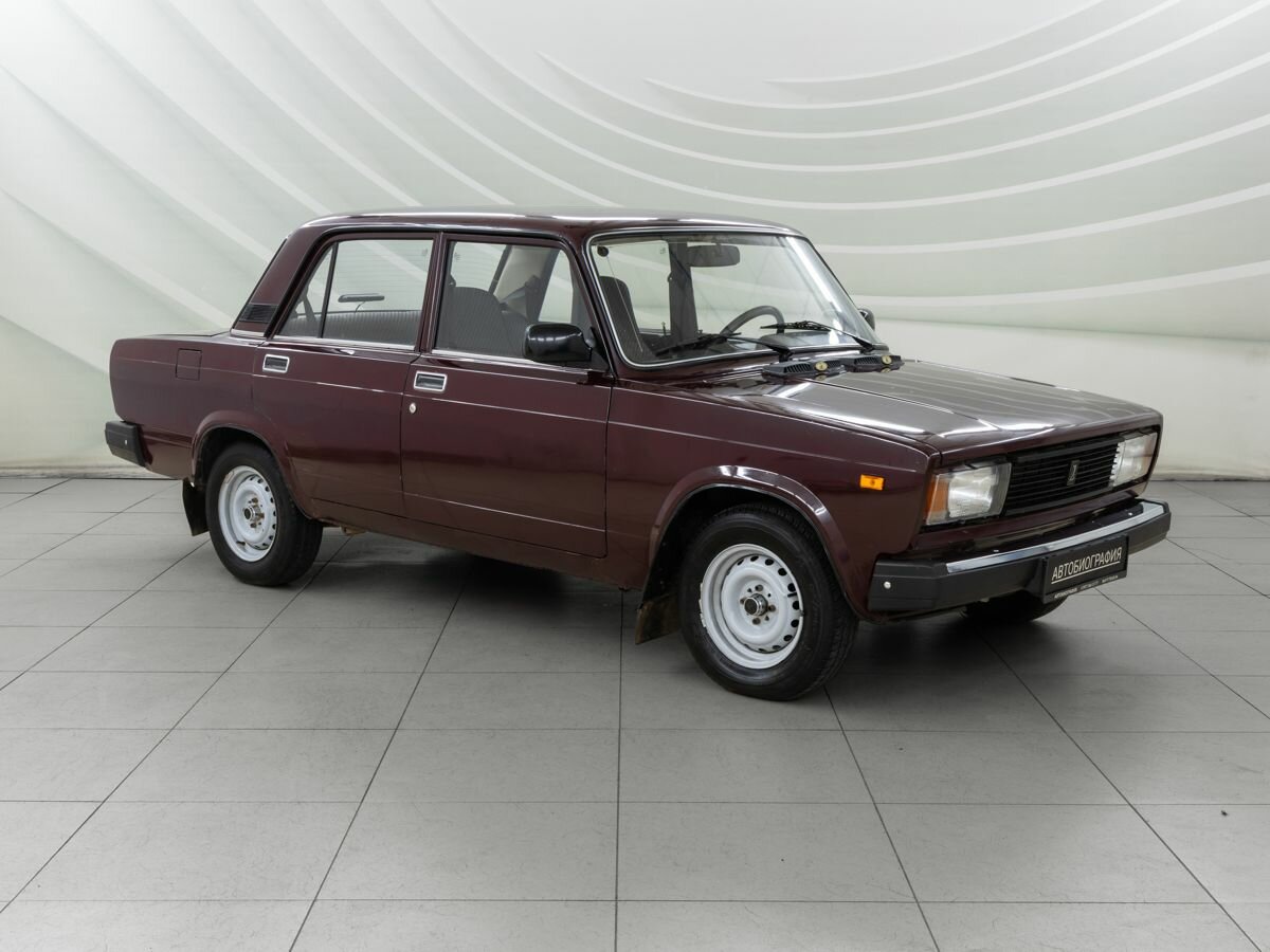 Открыть фотографии: Lada (ВАЗ) 2105