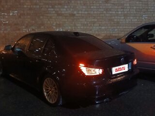 2009 BMW 5 серии 525i V (E60/E61) Рестайлинг, чёрный, 1000000 рублей, вид 5
