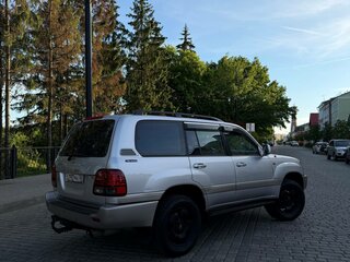 2001 Toyota Land Cruiser 100 Series, серый, 1500000 рублей, вид 3