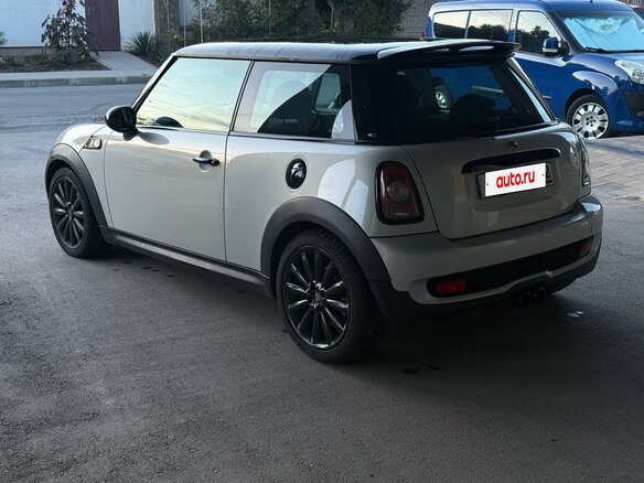 2010 Mini Hatch Cooper S II (R56) Рестайлинг, серый, 1200000 рублей - вид 5