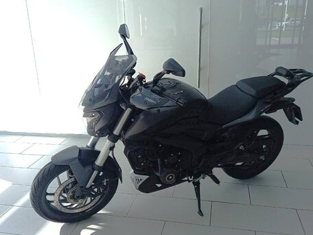 2023 Bajaj Dominar 400, чёрный, 365000 рублей, вид 2