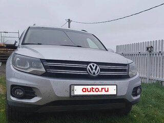 2011 Volkswagen Tiguan I Рестайлинг, серебристый, 1070000 рублей, вид 2