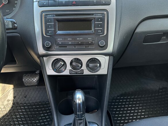 2013 Volkswagen Polo V, серебристый, 515000 рублей - вид 26