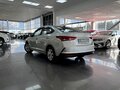 2021 Hyundai Solaris II Рестайлинг, серебристый, 1475000 рублей - вид 5