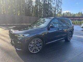 2022 BMW X7 40d I (G07), чёрный, 7500000 рублей, вид 1