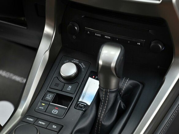 2015 Lexus NX 200t I, коричневый, 2165000 рублей - вид 11