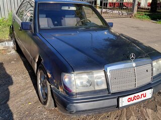1991 Mercedes-Benz W124 230 5-speed, синий, 100000 рублей, вид 2