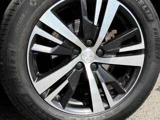 2020 Peugeot 5008 II, серый, 1990000 рублей, вид 4