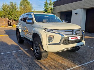 2023 Mitsubishi Montero Sport III Рестайлинг, белый, 6200000 рублей, вид 2