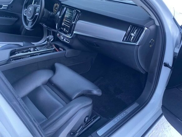 2018 Volvo S90 II, белый, 2300000 рублей - вид 6