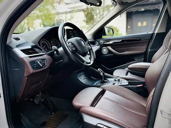 2022 BMW X1 Long 20Li sDrive II (F48) Рестайлинг, белый, 1970500 рублей - вид 12