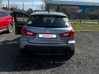 2010 Mitsubishi ASX I, серый, 700000 рублей, вид 3