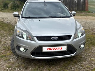 2008 Ford Focus II Рестайлинг, серебристый, 530000 рублей, вид 4