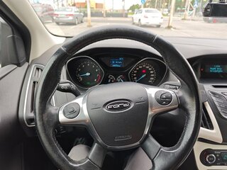 2014 Ford Focus III, белый, 730000 рублей, вид 5
