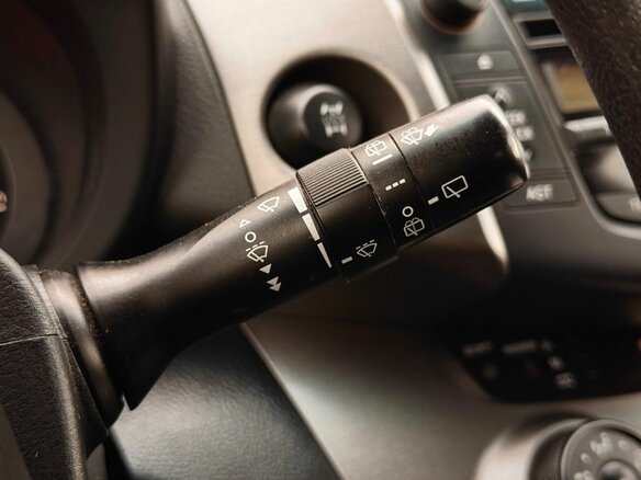 2010 Toyota RAV4 III (XA30) Рестайлинг, серебристый, 1195000 рублей - вид 16