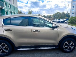 2020 Kia Sportage IV Рестайлинг, золотистый, 2500000 рублей, вид 4