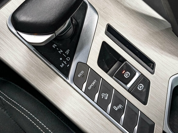 2023 Geely Coolray I, серый, 1395000 рублей - вид 25