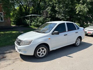 2014 Lada (ВАЗ) Granta I, белый, 170000 рублей, вид 3