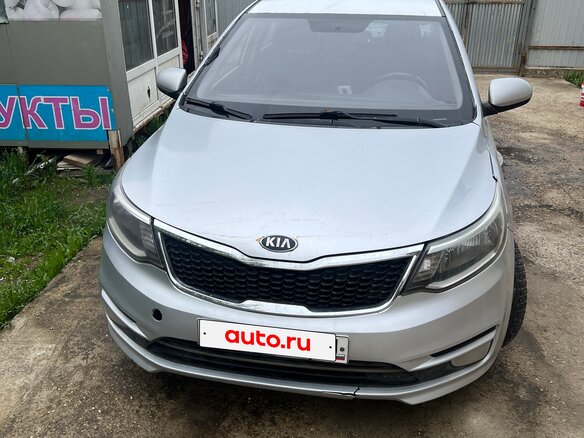2016 Kia Rio III Рестайлинг, белый, 590000 рублей