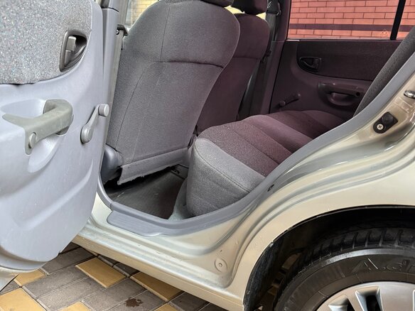 2009 Hyundai Accent ТагАЗ II, бежевый - вид 2