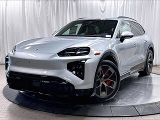 2026 Porsche Cayenne Turbo Electric Coupé IV, серебристый, 30579394 рублей, вид 3