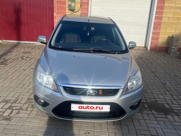 2008 Ford Focus II Рестайлинг, серебристый, 620000 рублей - вид 2