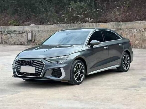 2021 Audi A3 35 TFSI Long IV (8Y), серый, 1920000 рублей