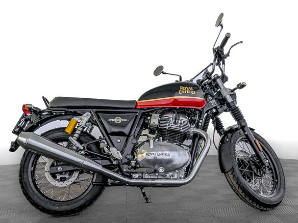 2026 Royal Enfield Interceptor 650, чёрный, 699000 рублей