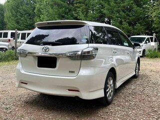 2017 Toyota Wish II Рестайлинг, белый, 1155000 рублей, вид 5