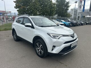 2019 Toyota RAV4 IV (XA40) Рестайлинг, белый, 2349000 рублей, вид 2