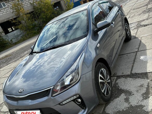 2018 Kia Rio IV, серый, 1190000 рублей