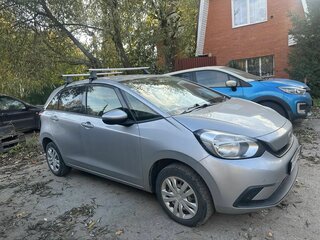 2020 Honda Fit IV, серый, 1400000 рублей, вид 1