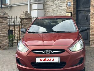 2011 Hyundai Solaris I, красный, 700000 рублей, вид 2