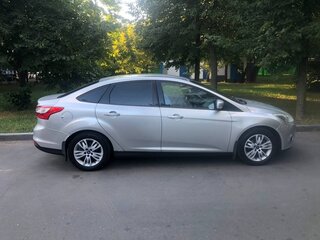 2013 Ford Focus III, серый, 676000 рублей, вид 3