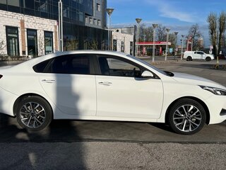 2021 Kia K3 II (China Market), белый, 2090000 рублей, вид 4