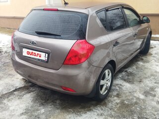 2008 Kia Ceed I, бежевый, 570000 рублей, вид 3
