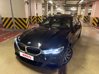 2021 BMW 3 серии 320i VII (G2x), чёрный, 4400000 рублей, вид 2