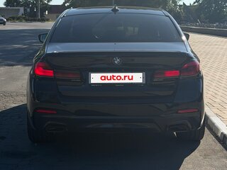 2021 BMW 5 серии 520d xDrive VII (G30/G31/G38) Рестайлинг, чёрный, 4500000 рублей, вид 4