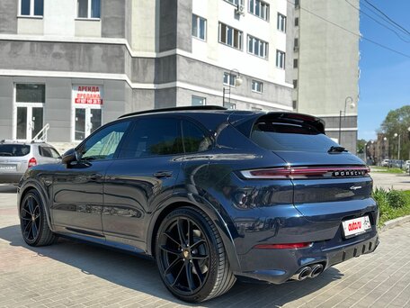 2023 Porsche Cayenne E-Hybrid III Рестайлинг, синий, 15400000 рублей, вид 5