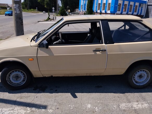 1989 Lada (ВАЗ) 2108, бежевый, 130000 рублей - вид 3
