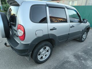 2013 Chevrolet Niva I Рестайлинг, серебристый, 610000 рублей, вид 5