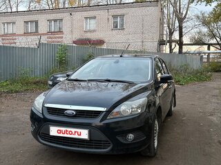 2010 Ford Focus II Рестайлинг, чёрный, 390000 рублей, вид 1