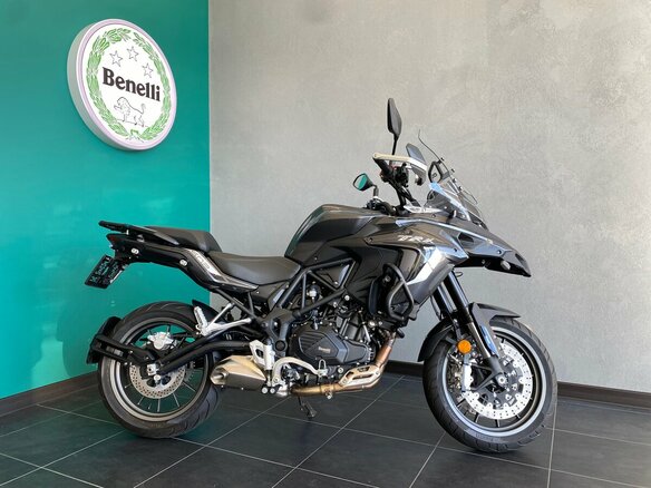 2025 Benelli TRK 502, серый, 569000 рублей