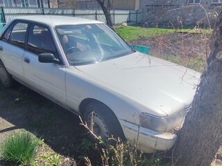 1991 Toyota Mark II VI (X80), белый, 260000 рублей, вид 1