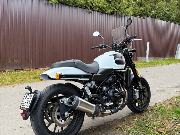 2023 Harley-Davidson X500, белый, 640000 рублей - вид 5