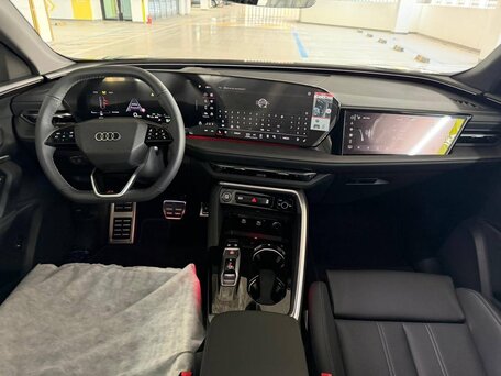 2025 Audi Q5 40 TDI III (GU), серый, 9200000 рублей, вид 4